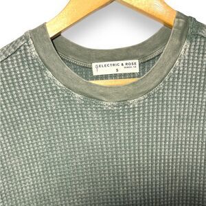Electric and Rose | NWOT Waffle Knit Short Sleeve Sage Green Pull On Dress Soft